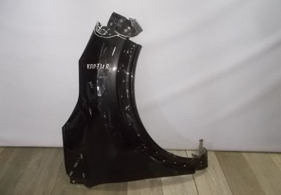 Крыло переднее правое бу Renault Kaptur OEM 631005737R