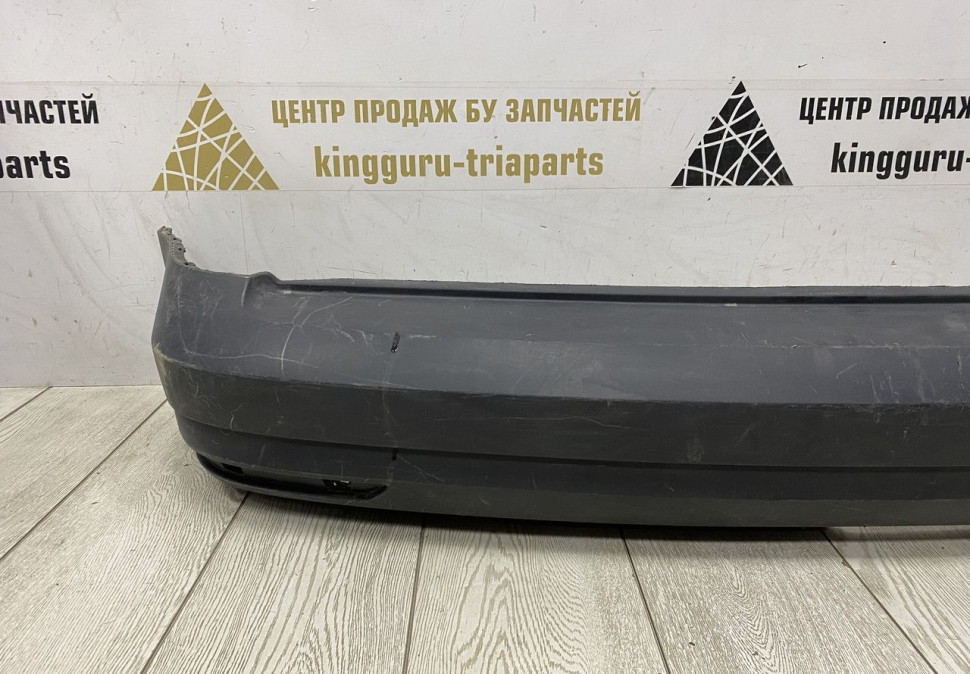 Бампер задний Volkswagen Caddy 4 2015 OEM 2K5807421