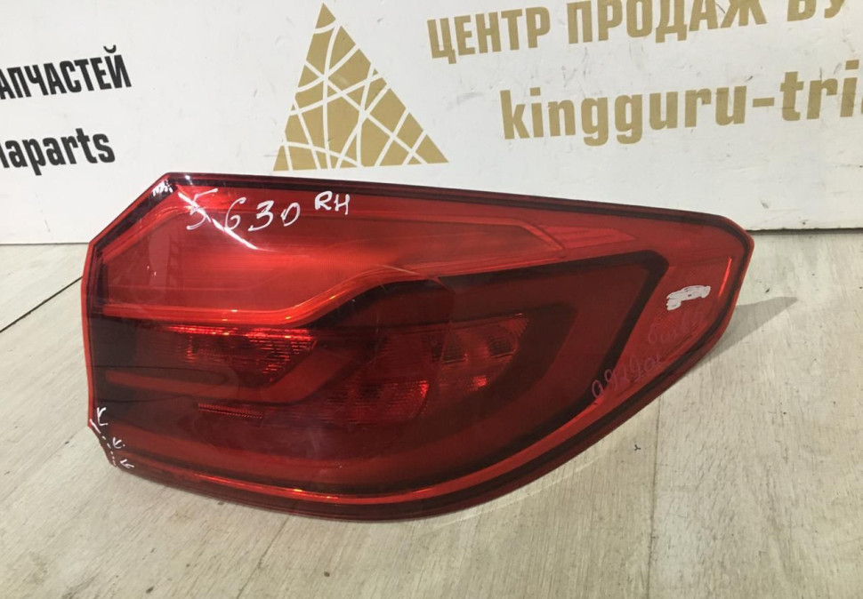 Фонарь диодный внешний правый BMW 5 G30 OEM 63217376464 Фонарь диодный внешний правый BMW 5 G30 OEM 63217376464