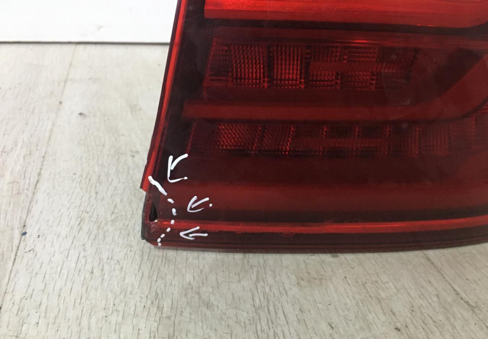 Фонарь диодный внешний правый BMW 5 G30 OEM 63217376464 Фонарь диодный внешний правый BMW 5 G30 OEM 63217376464