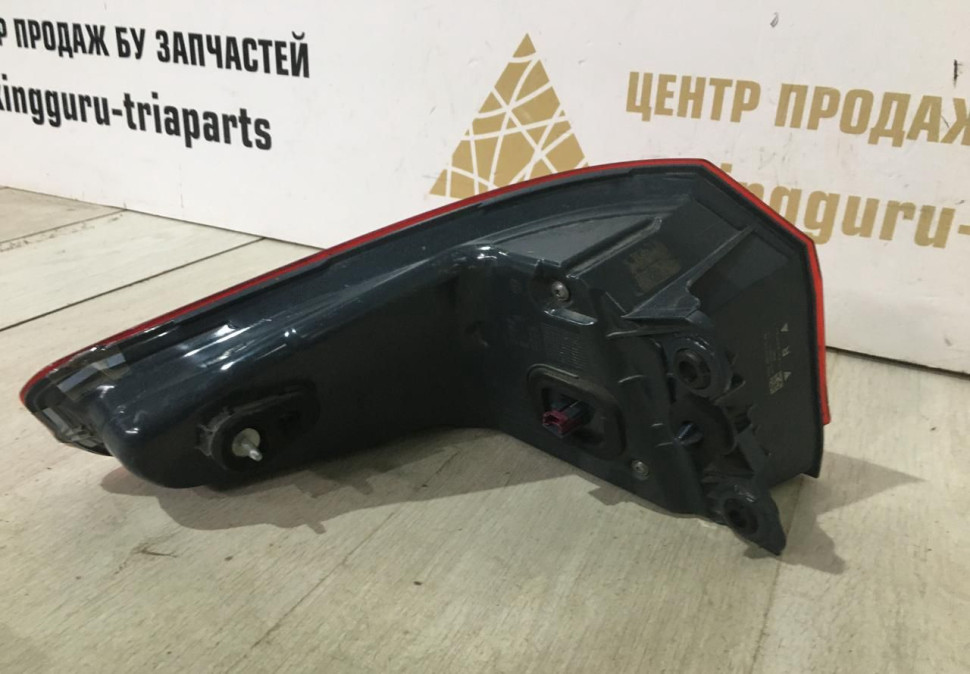 Фонарь диодный внешний правый BMW 5 G30 OEM 63217376464 Фонарь диодный внешний правый BMW 5 G30 OEM 63217376464