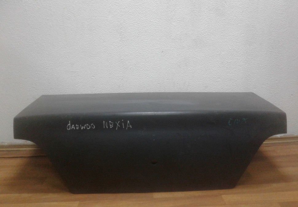 Крышка багажника Daewoo Nexia oem 96169602 (скл-3)