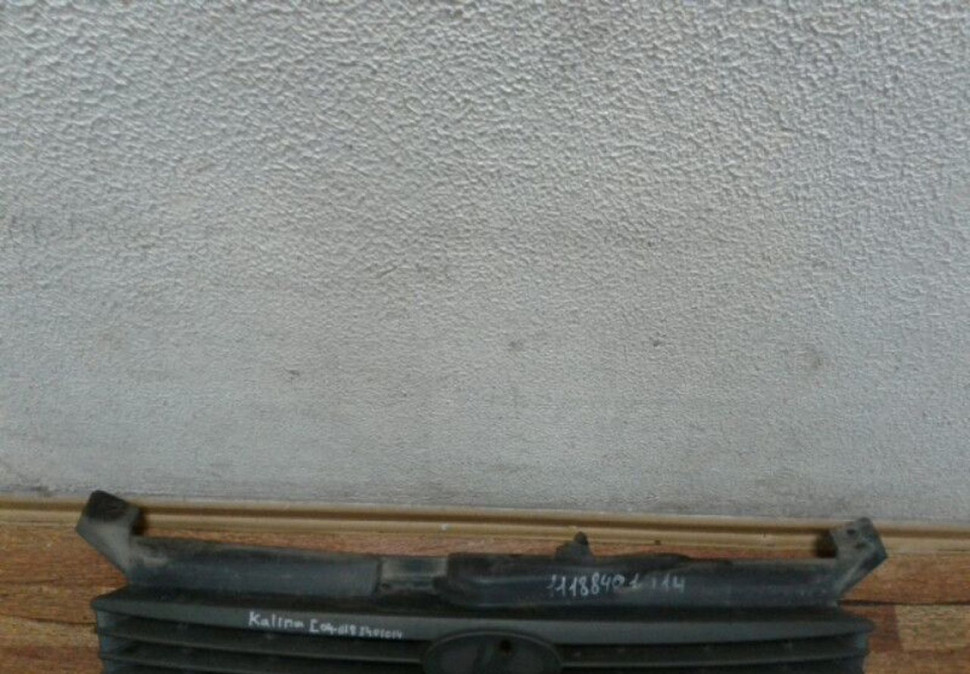 Решетка радиатора Lada Kalina I 04- Oem 11188401014