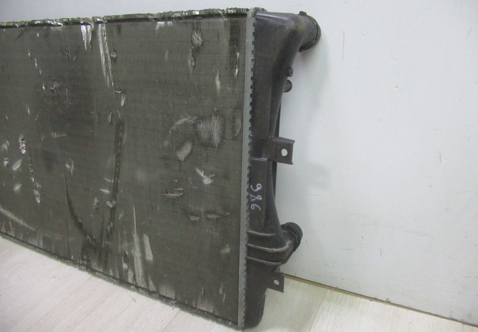 Радиатор охлаждения Volkswagen Jetta 6 OEM 1k0121253aa Радиатор охлаждения Volkswagen Jetta 6 OEM 1k0121253aa