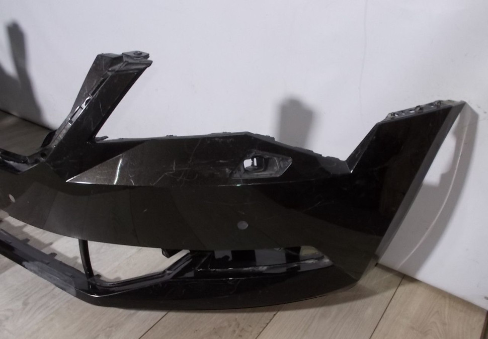 Бампер передний бу Skoda Superb 3 OEM 3V0807221 Бампер передний бу Skoda Superb 3 OEM 3V0807221