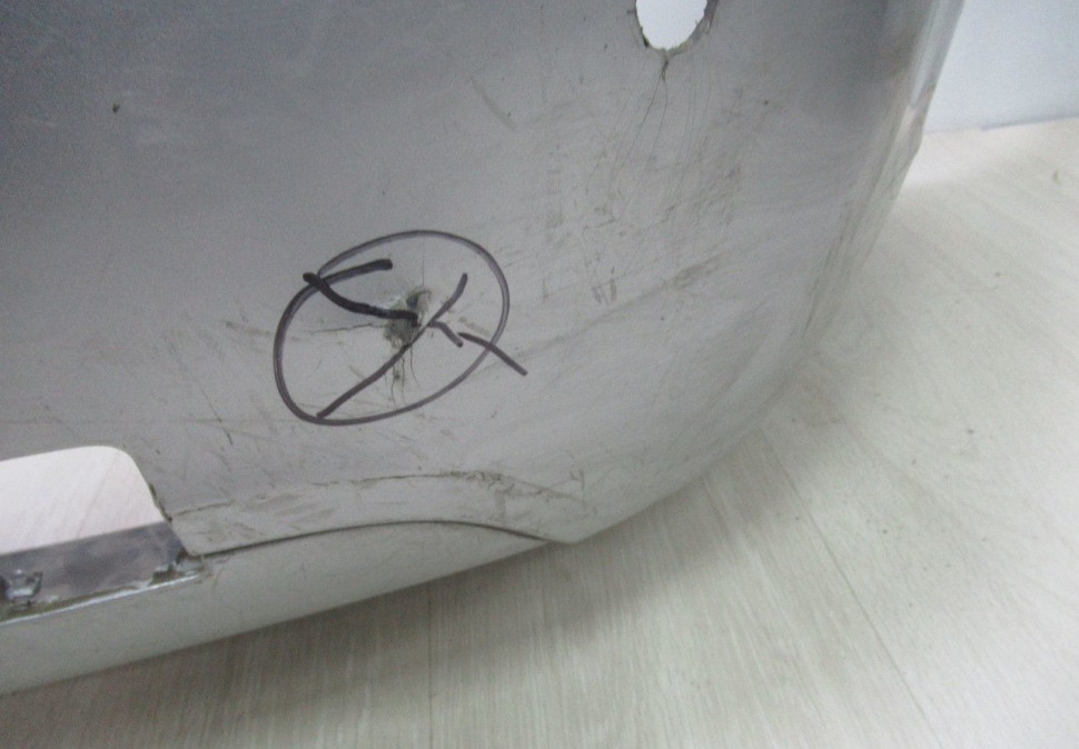 Бампер задний Chevrolet Cruze до рестайлинг  OEM 95479270 (вмятины) (мал.трещ) (скл-3)