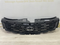 Решетка радиатора Kia Ceed (10&gt;) oem 863501h500