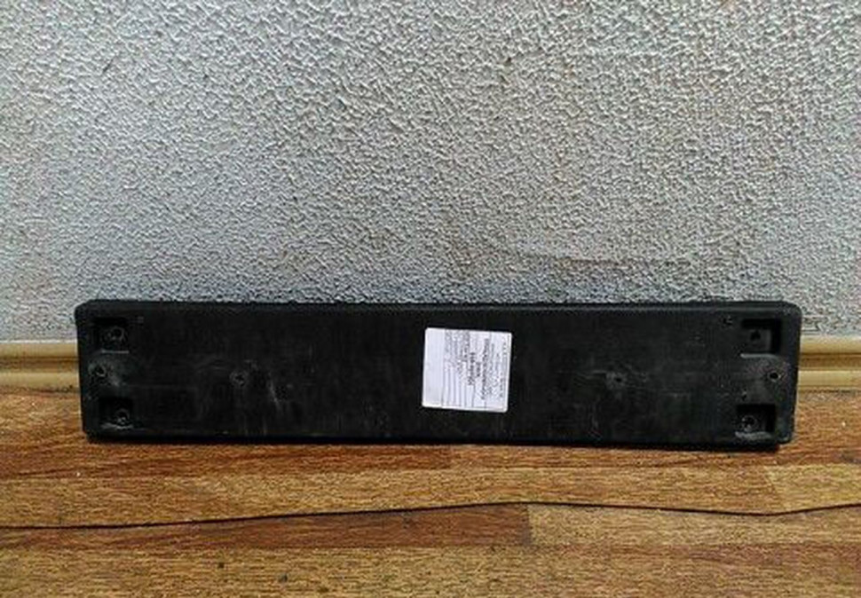 Подиум номерного знака передний Kia Sorento (12>) oem 865192p500