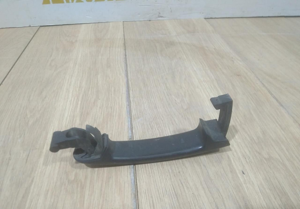 Ручка двери передняя левая бу Skoda Yeti OEM 5N0837205M Ручка двери передняя левая бу Skoda Yeti OEM 5N0837205M