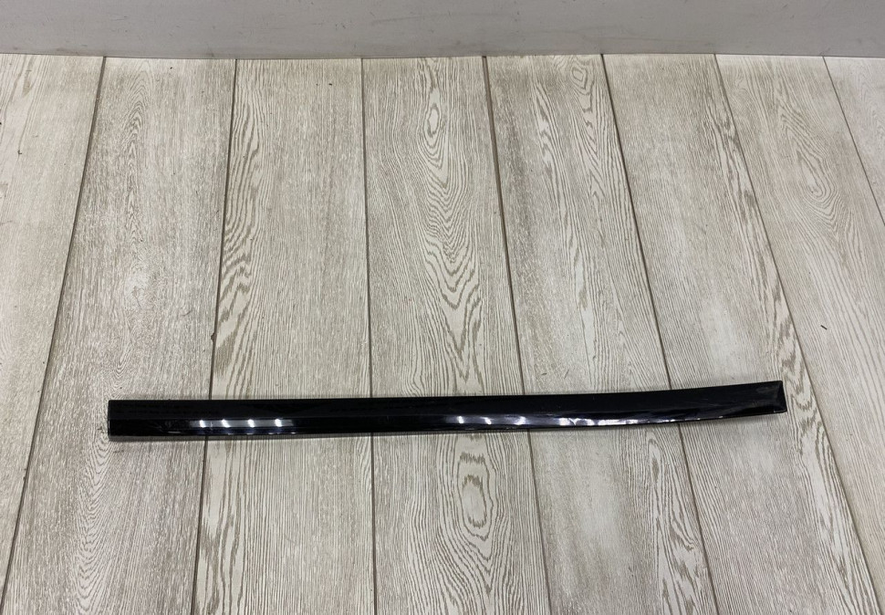 Молдинг двери передний левый нижний BMW X7 G07 OEM 7428709 Молдинг двери передний левый нижний BMW X7 G07 OEM 7428709