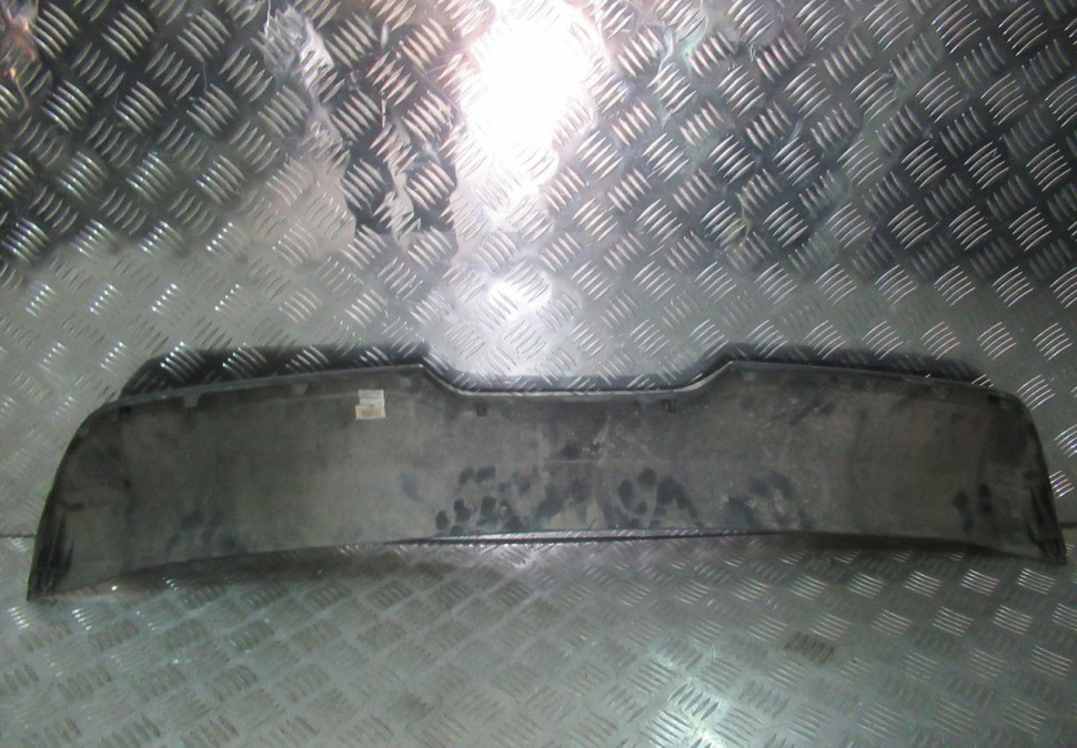 Накладка заднего бампера Hyundai Creta oem 86665m0000 (мал.потертости) Накладка заднего бампера Hyundai Creta oem 86665m0000 (мал.потертости)