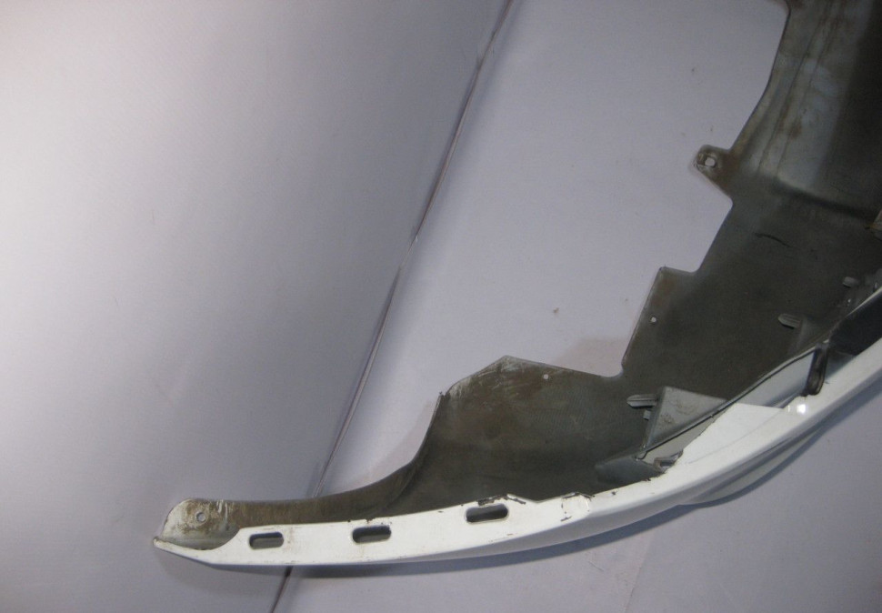 Бампер передний Lada Vesta oem 8450006666 (трещина) (скл-3)