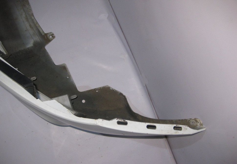 Бампер передний Lada Vesta oem 8450006666 (трещина) (скл-3)