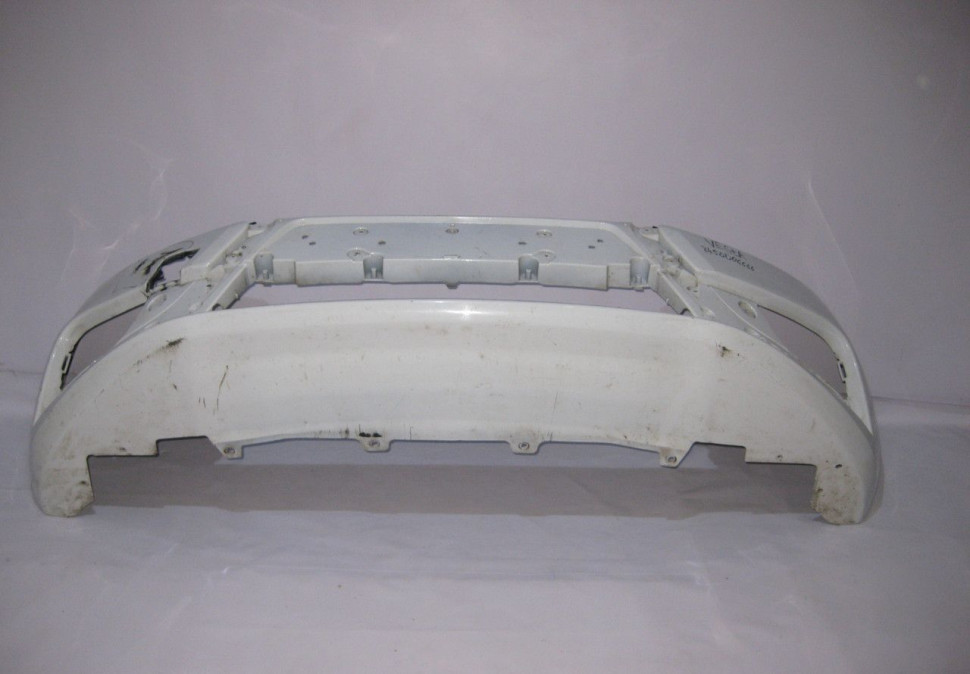 Бампер передний Lada Vesta oem 8450006666 (трещина) (скл-3)
