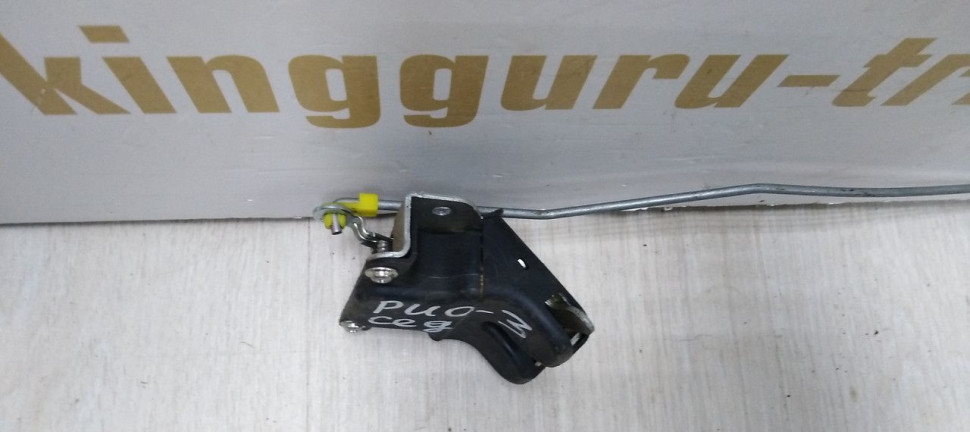 Замок багажника Kia Rio 2 05-11 oem 812301G000 Замок багажника Kia Rio 2 05-11 oem 812301G000