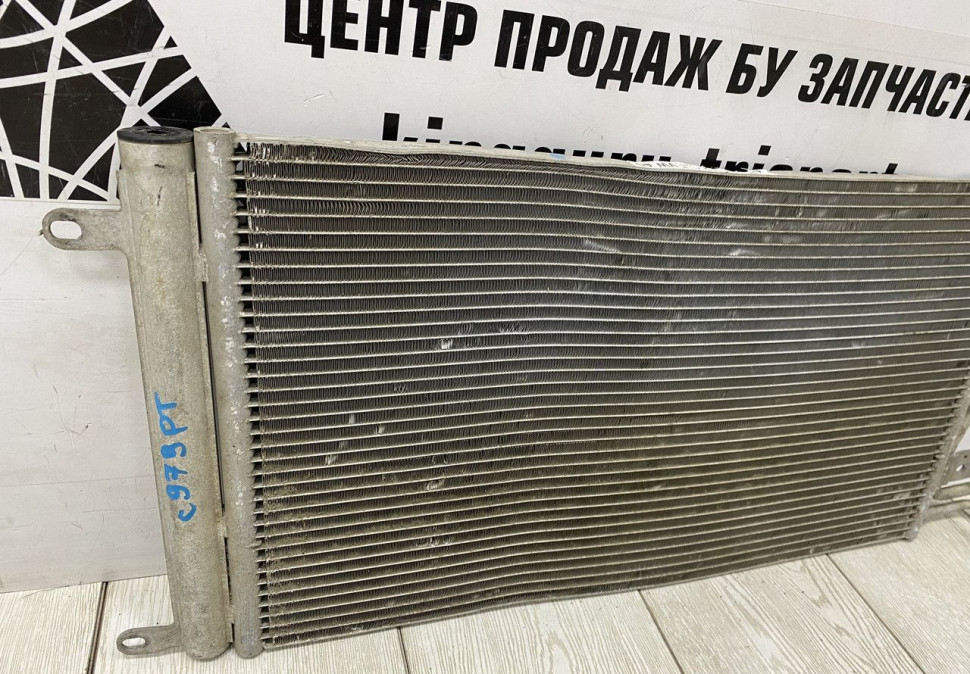 Радиатор кондиционера Volkswagen Polo 5 2009 oem 6C0816411B