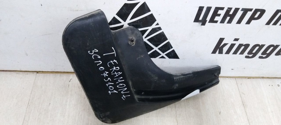 Брызговик задний Volkswagen Teramont (17-20) oem 3cn075101