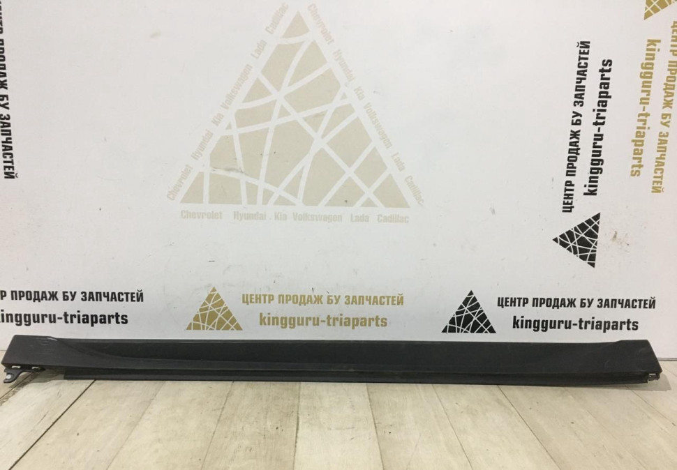 Порог правый бу BMW X1 F48 OEM 51777332328