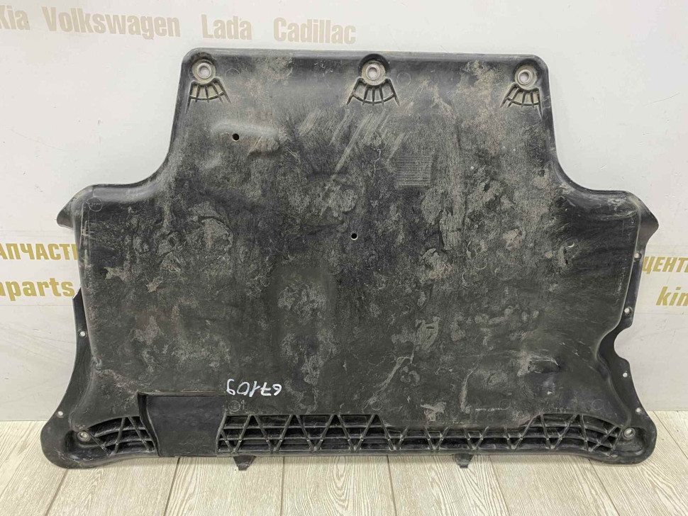 Защита картера двигателя Volkswagen Tiguan 2 oem 3Q0825901A Защита картера двигателя Volkswagen Tiguan 2 oem 3Q0825901A