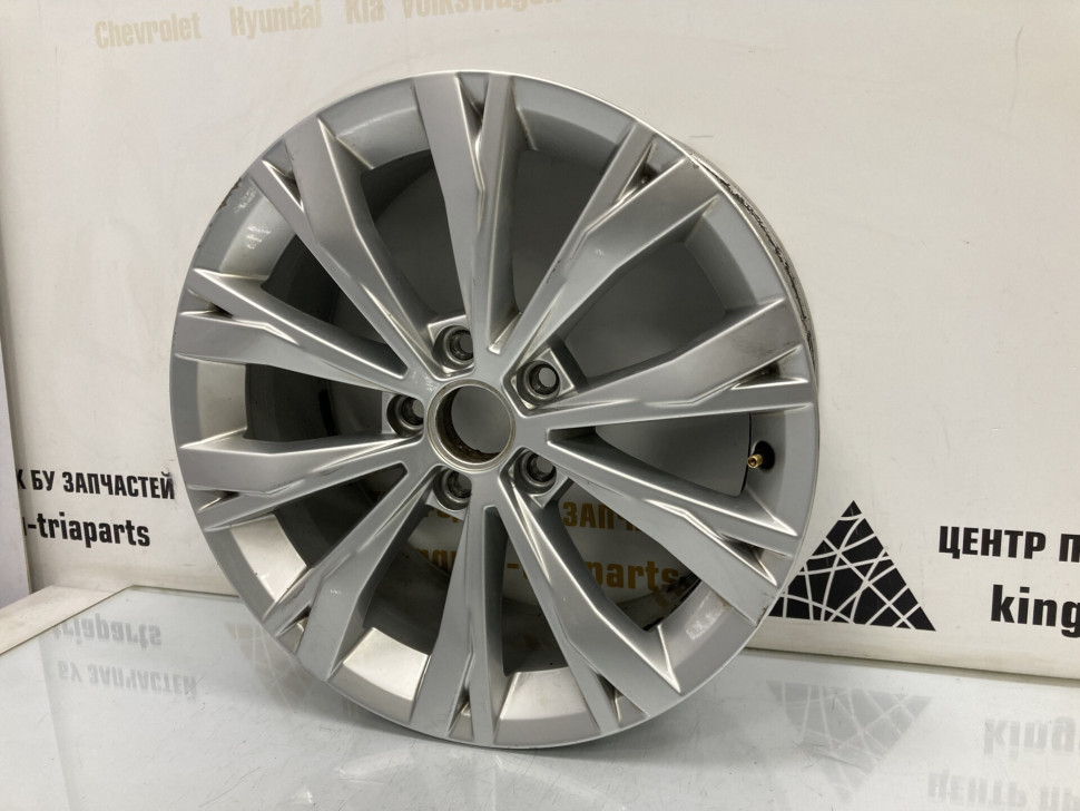 Диск литой R17 Volkswagen Tiguan 2 2016 OEM 5NA601025 Диск литой R17 Volkswagen Tiguan 2 2016 OEM 5NA601025