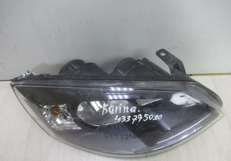 Фара правая Lada Kalina 2 oem 433775010 (скл-3) Фара правая Lada Kalina 2 oem 433775010 (скл-3)