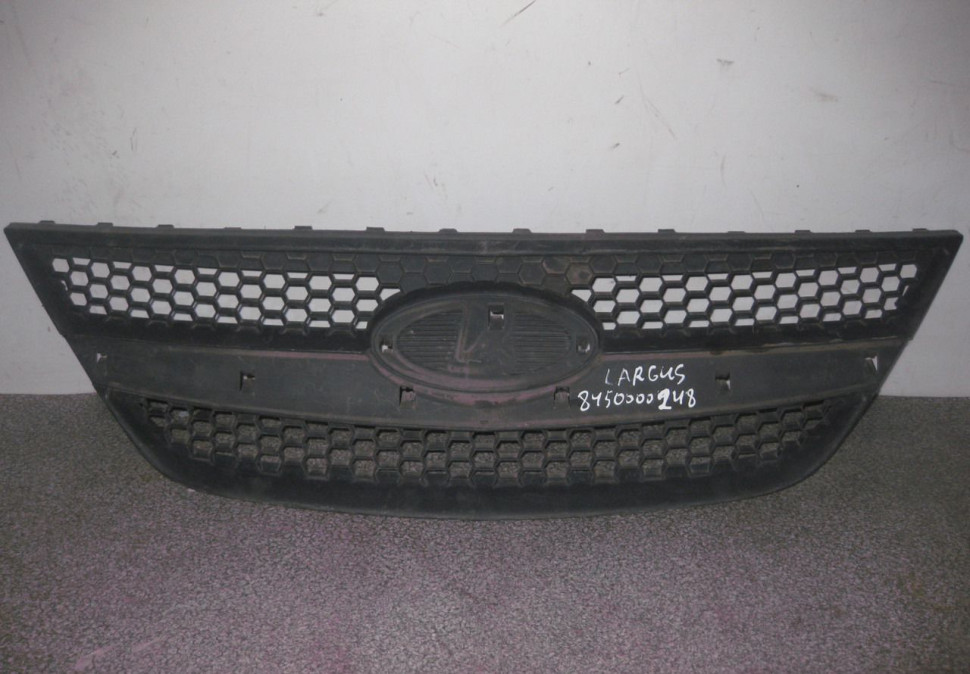 Решетка радиатора Lada Largus oem 8450000248 (скл-3)