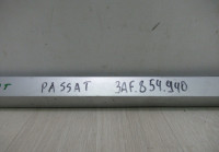 Молдинг двери передний правый Vcolkswagen Passat B7 (11-15) oem 3Af854940