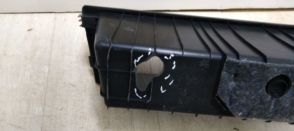 Ящик для инструментов Hyundai Creta oem 85751M0000