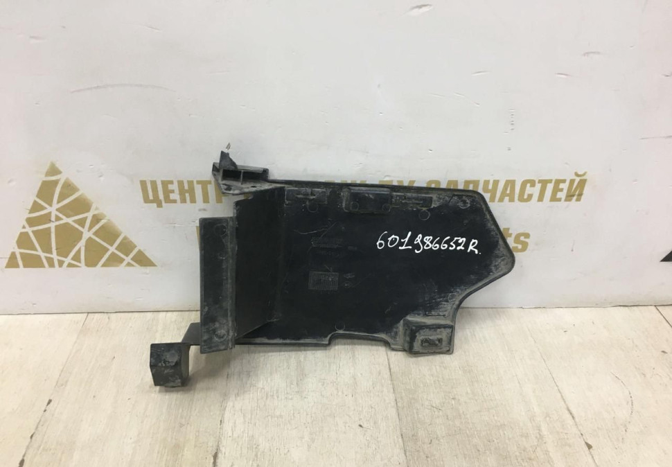 Дефлектор бампера левый Renault Logan 2 OEM 601986652R