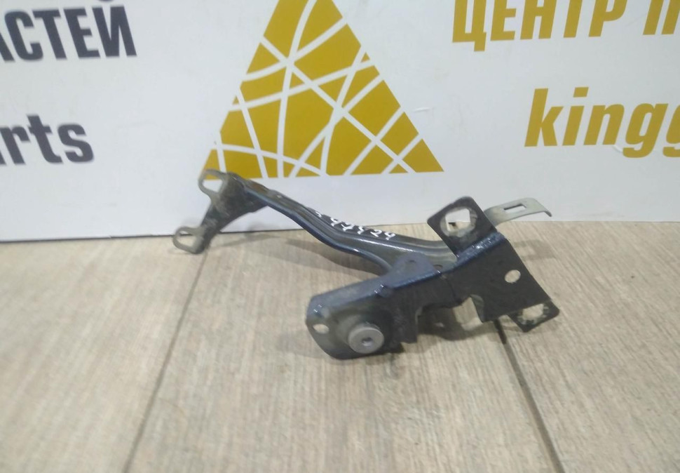 Кронштейн крыла правый бу BMW 7 G11 OEM 41357413402