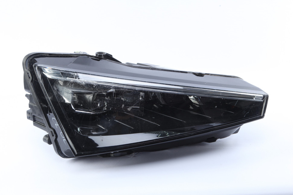Фара ЛЭД LED правая Skoda Rapid 2 OEM 60U941020A Фара ЛЭД LED правая Skoda Rapid 2 OEM 60U941020A