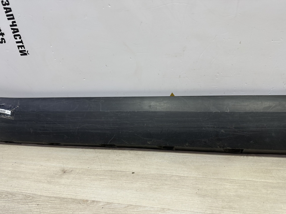 Порог правый бу Skoda Yeti OEM 5L0853856C