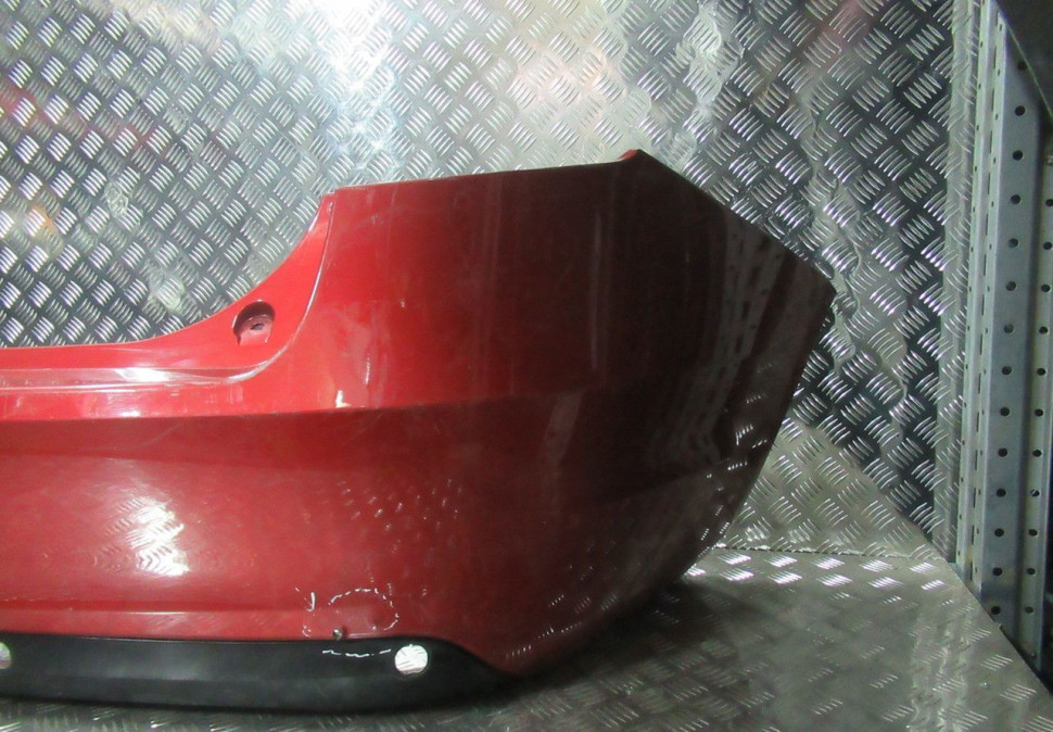 Бампер задний Lada Vesta oem 8450006699 (дефект) (скл-3)