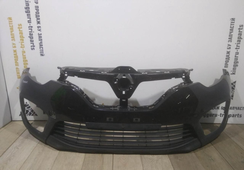 Бампер передний бу Renault Kaptur OEM 620222180R