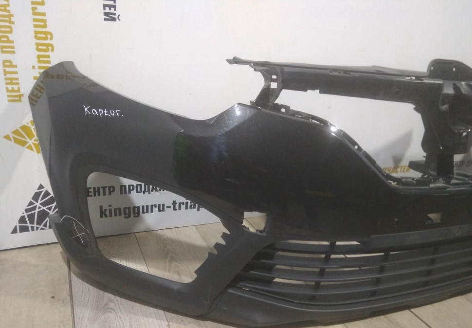 Бампер передний бу Renault Kaptur OEM 620222180R
