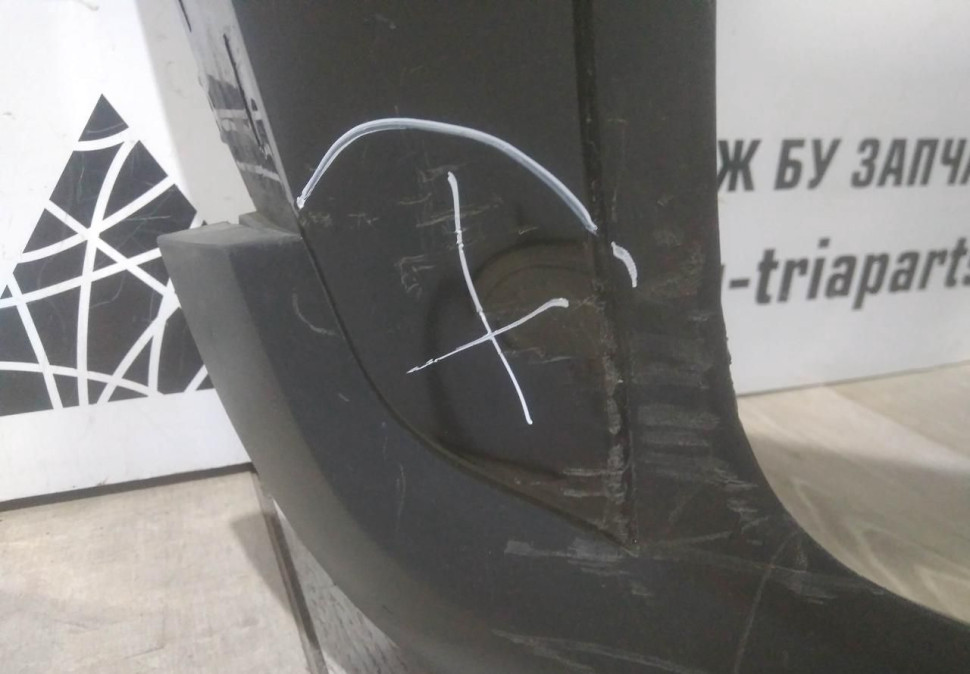 Бампер передний бу Renault Kaptur OEM 620222180R