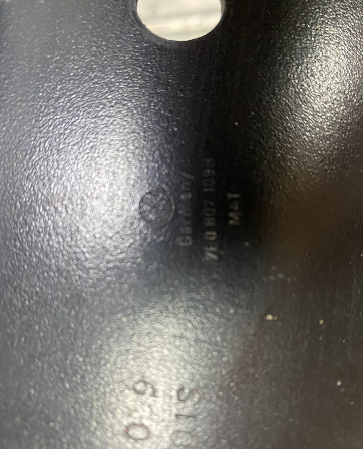 Усилитель переднего бампера Volkswagen Transporter T5 T6 (09-20) oem 7E0807109D Усилитель переднего бампера Volkswagen Transporter T5 T6 (09-20) oem 7E0807109D