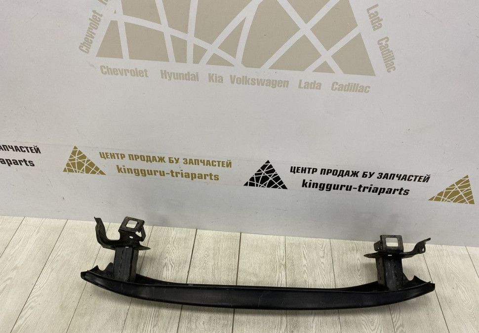 Усилитель переднего бампера Volkswagen Transporter T5 T6 (09-20) oem 7E0807109D