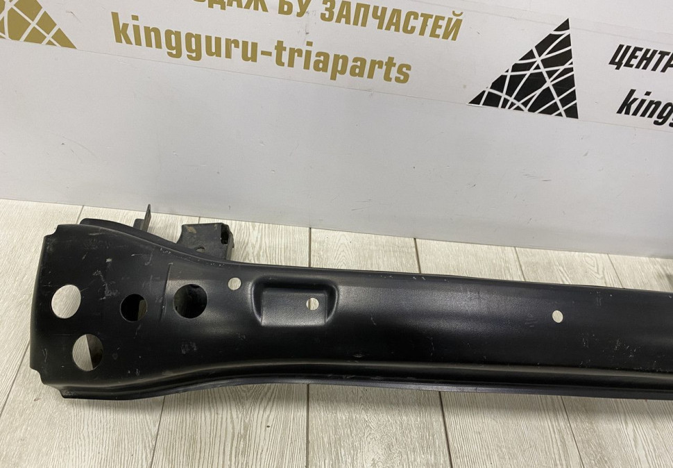 Усилитель переднего бампера Volkswagen Transporter T5 T6 (09-20) oem 7E0807109D