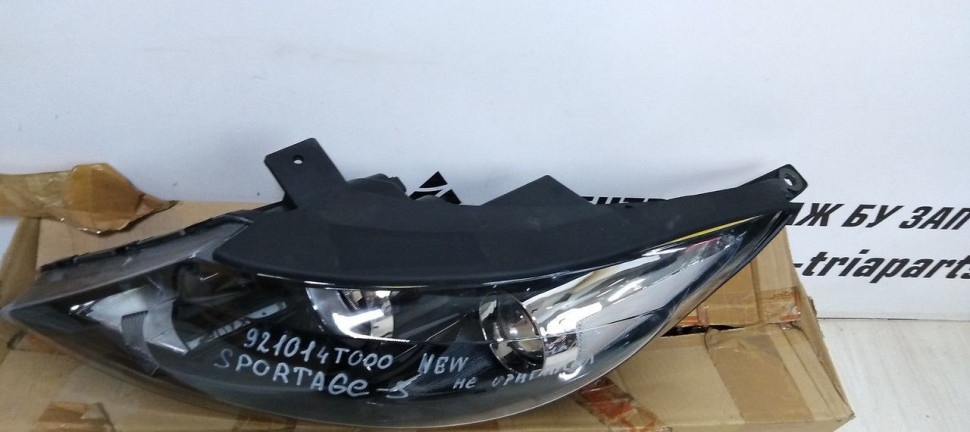 Фара левая Kia Sportage 3 до рест oem 921014t000