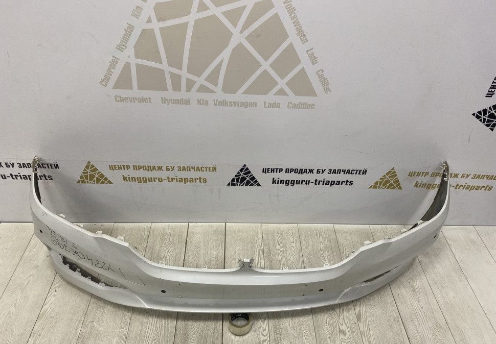 Бампер передний BMW 5 G30 OEM 51117427435 51117427440