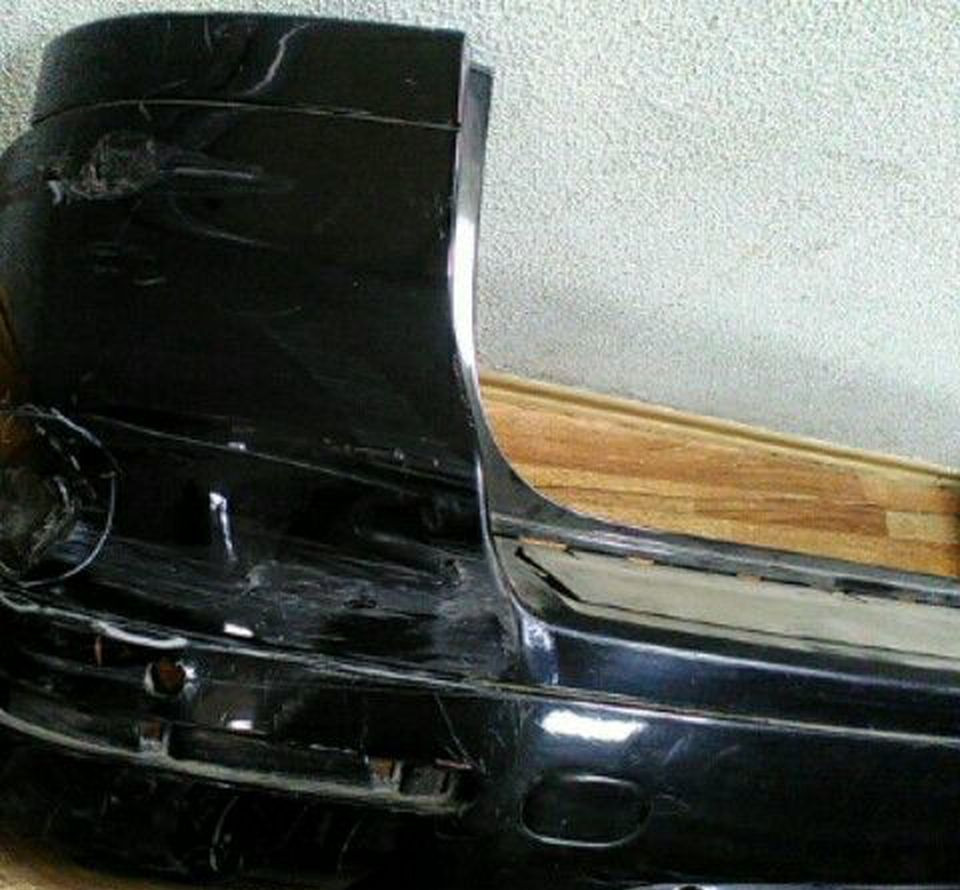 Бампер задний Volkswagen Touareg (02>) потертости oem 7l6807421