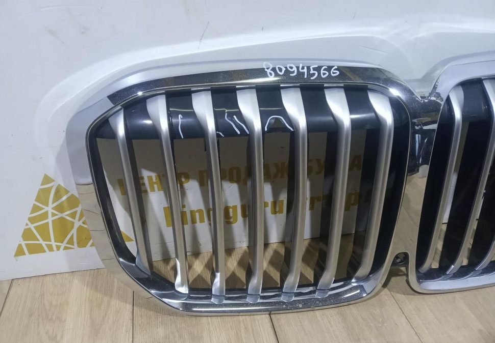 Решетка радиатора бу BMW X7 G07 OEM 51138094566