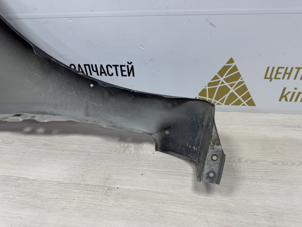 Крыло переднее левое бу Suzuki SX4 OEM 5771180J30