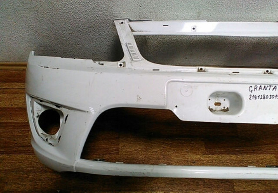 Бампер передний Lada Granta (11>) oem 2191280301501 (скл-3) Бампер передний Lada Granta (11>) oem 2191280301501 (скл-3)