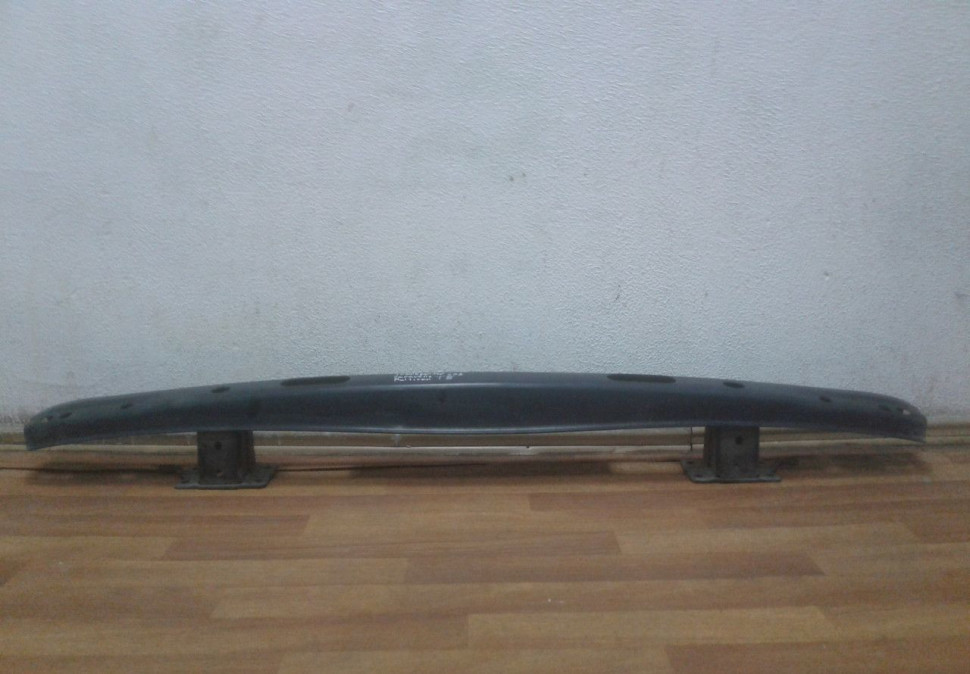 Усилитель заднего бампера Volkswagen Transporter T5 oem 7h0807305(скл-3) Усилитель заднего бампера Volkswagen Transporter T5 oem 7h0807305(скл-3)