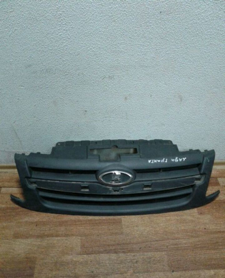 Решетка радиатора Lada Granta OEM 21902803056 (скл-3)