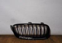 Решетка радиатора правая бу BMW 3 F30 OEM 51177405836