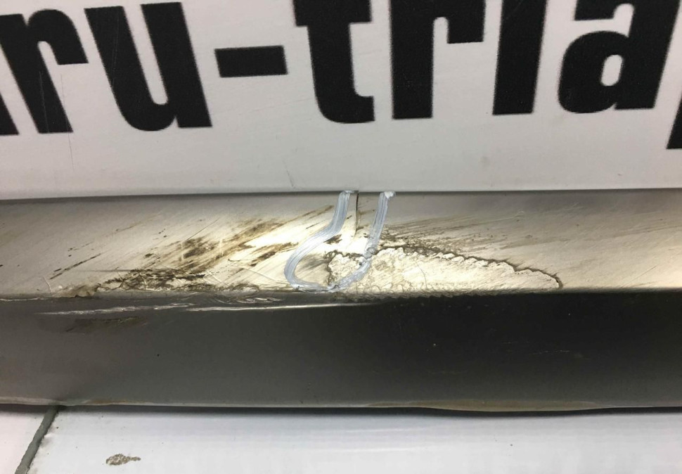 Молдинг двери передний левый нижний BMW 7 G11 OEM 51137397867