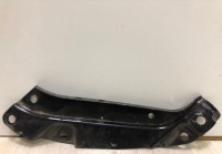 Кронштейн фары правый Volkswagen Polo Oem 6R0805932C